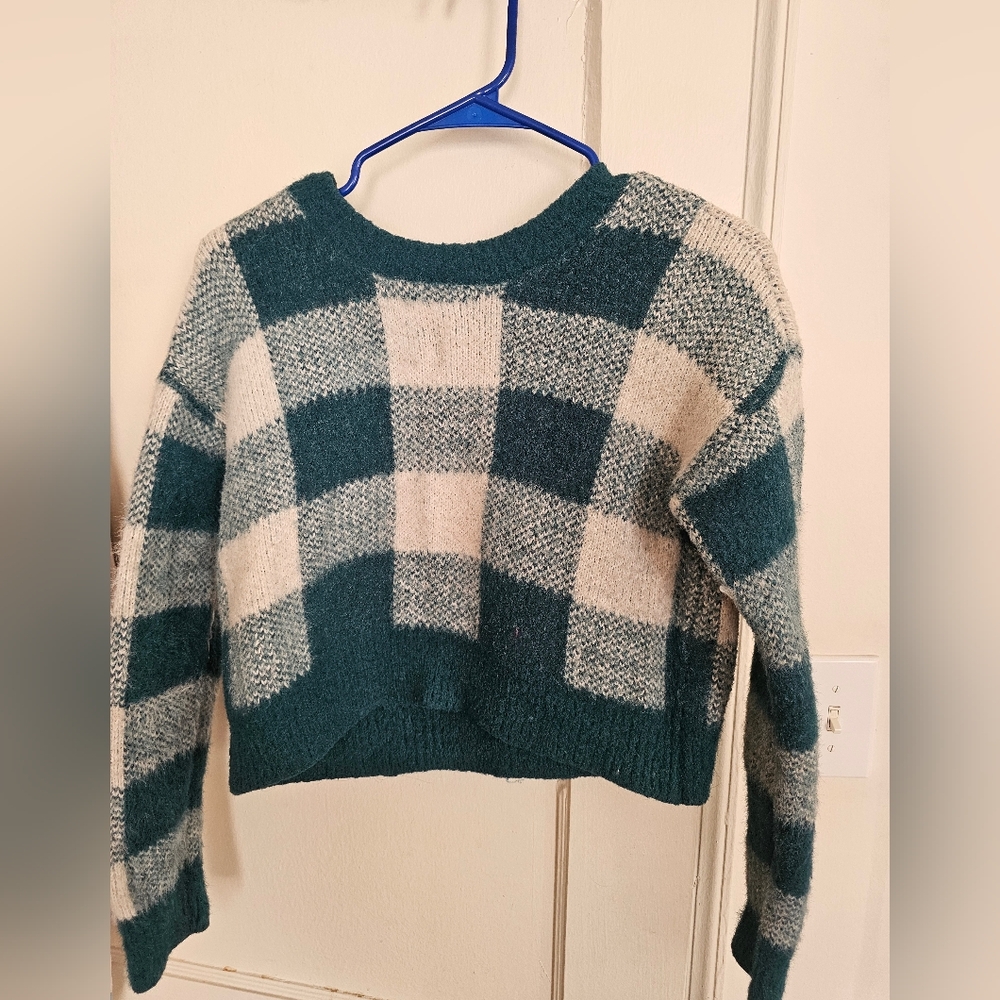 Brand - SO , size - S, color - Green And White